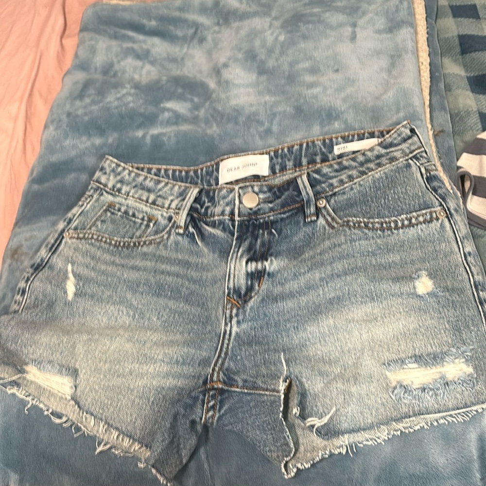 Shorts size 27 low rise